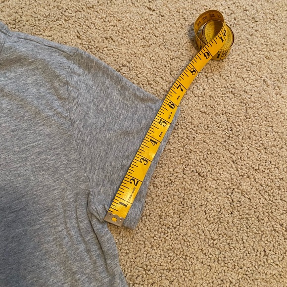 Women’s Size S Old Navy Everywear Tee Grey - Picture 4 of 8